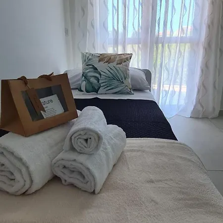 Guest house Tropical House *