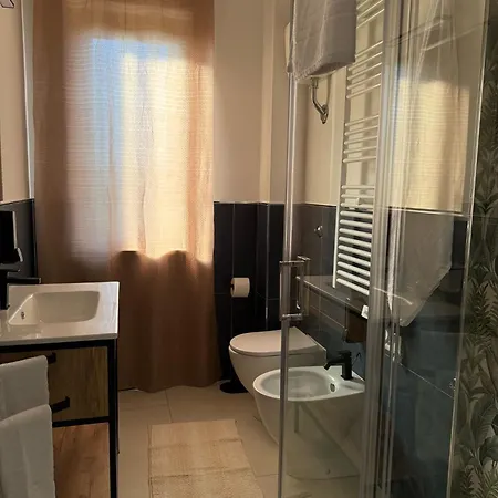 Tropical House Guest house Gizzeria