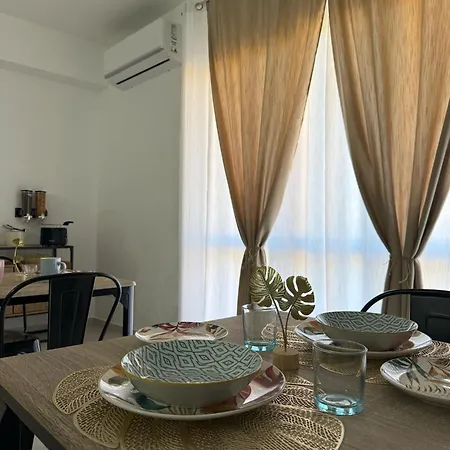 Guest house Tropical House *