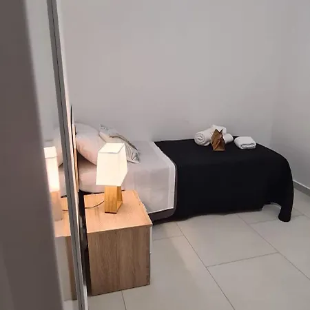 Guest house Tropical House *