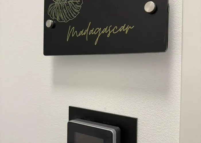 Tropical House * Gizzeria